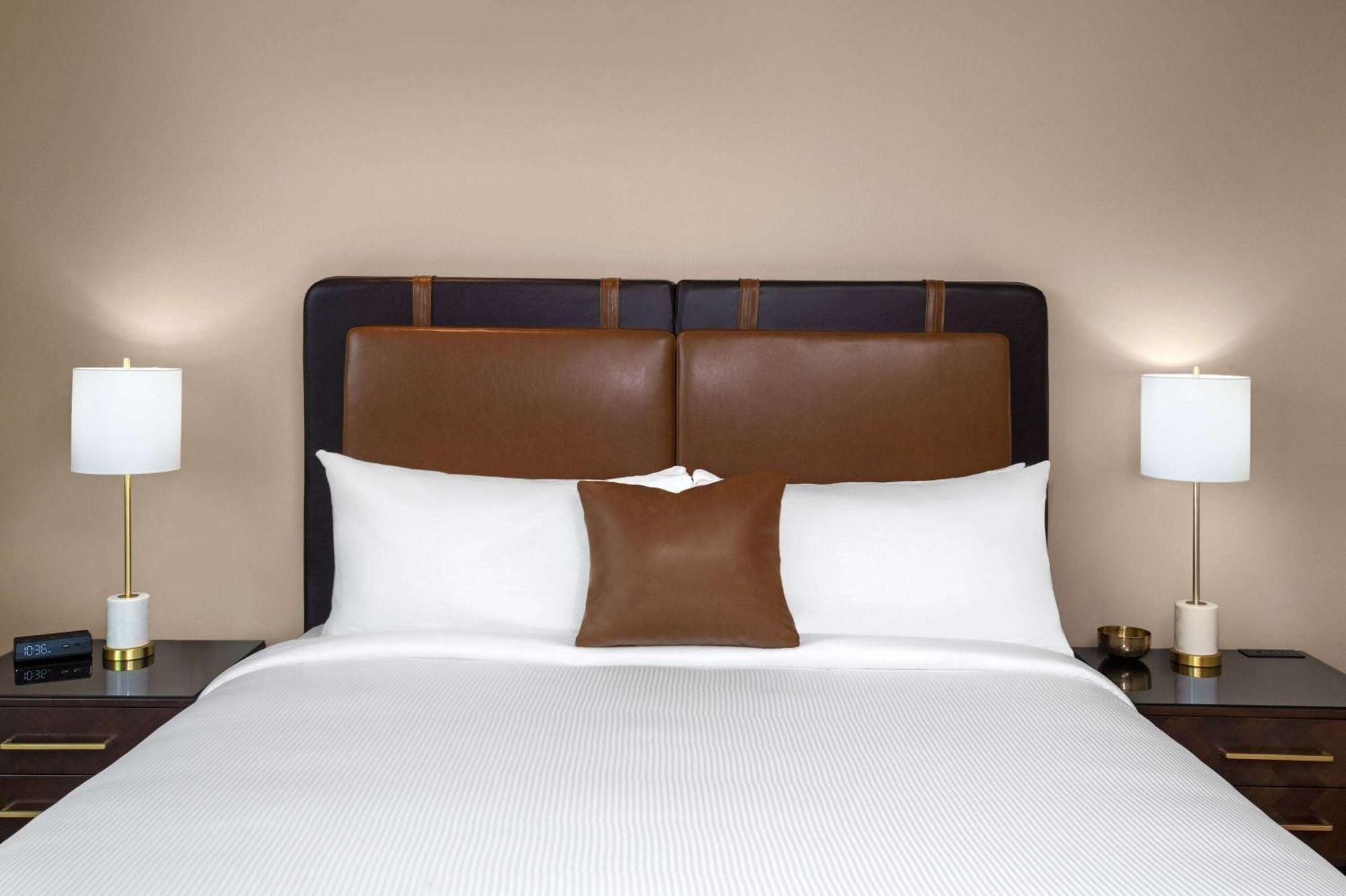 Legacy Hotel, Trademark Collection By Wyndham Green Bay Esterno foto