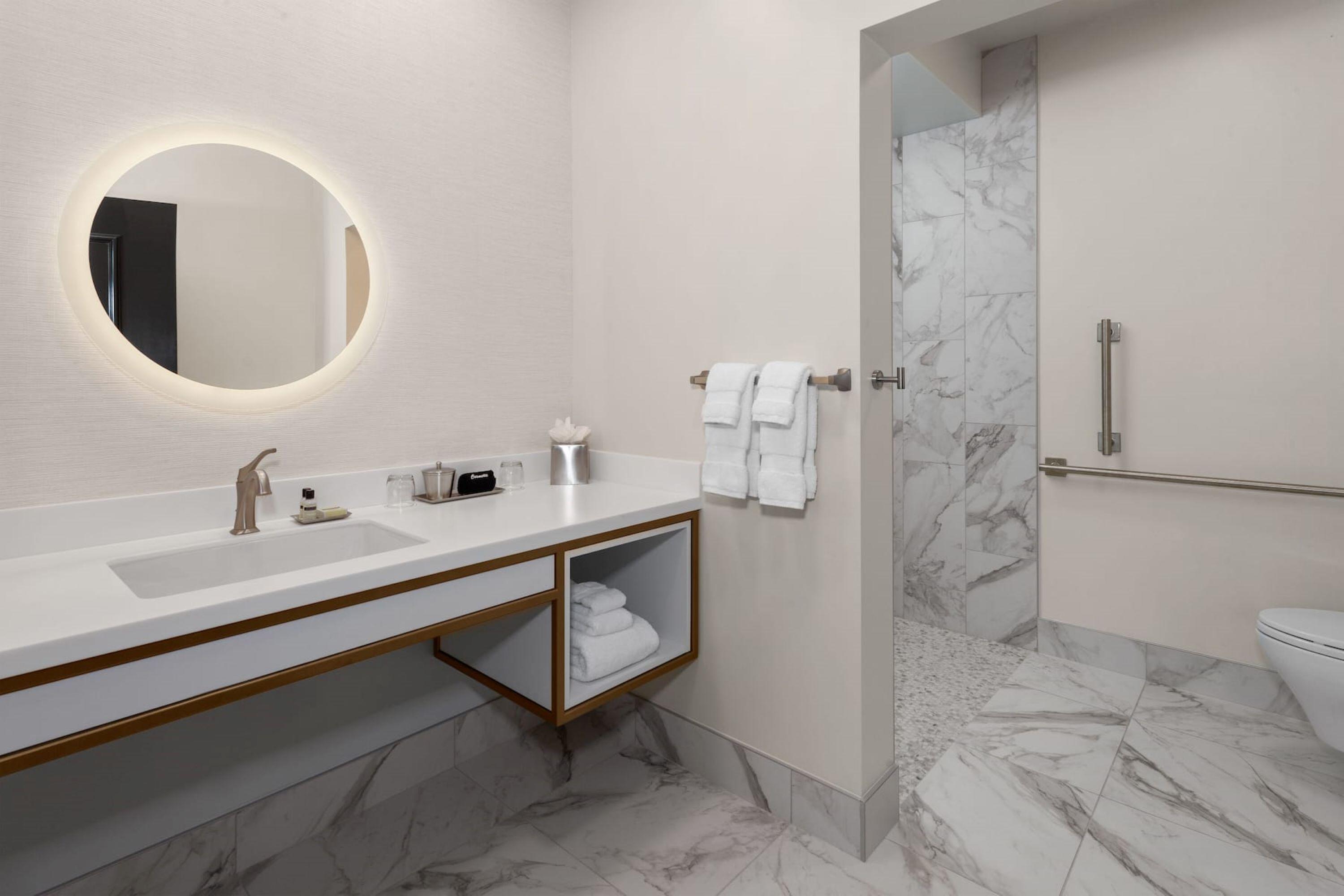 Legacy Hotel, Trademark Collection By Wyndham Green Bay Esterno foto
