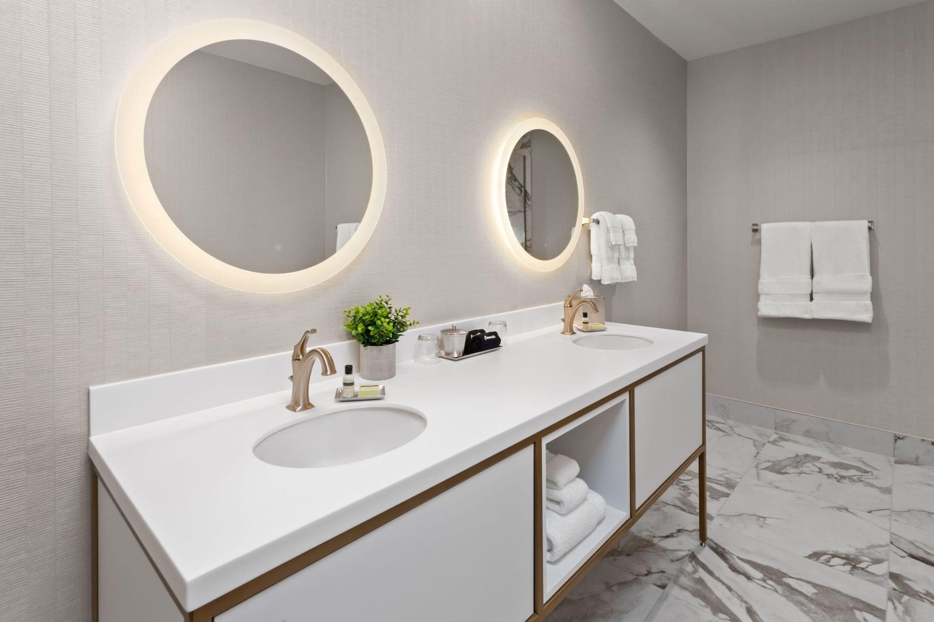 Legacy Hotel, Trademark Collection By Wyndham Green Bay Esterno foto
